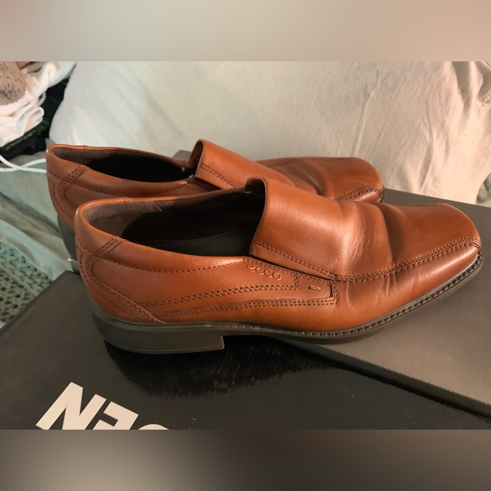 Mens ECCO dress shoes